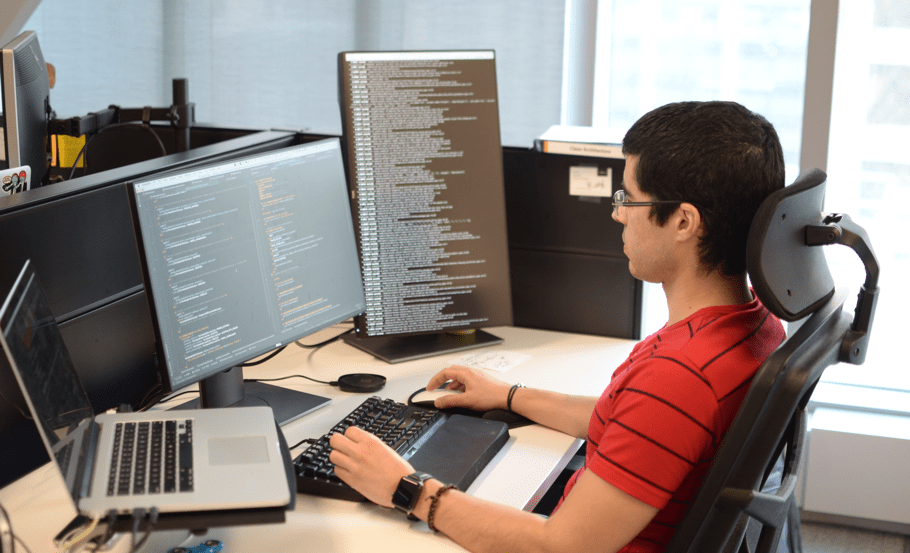Nulogy developer at work