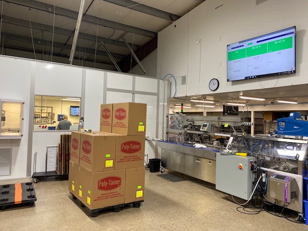 Smart factory dashboard production monitoring