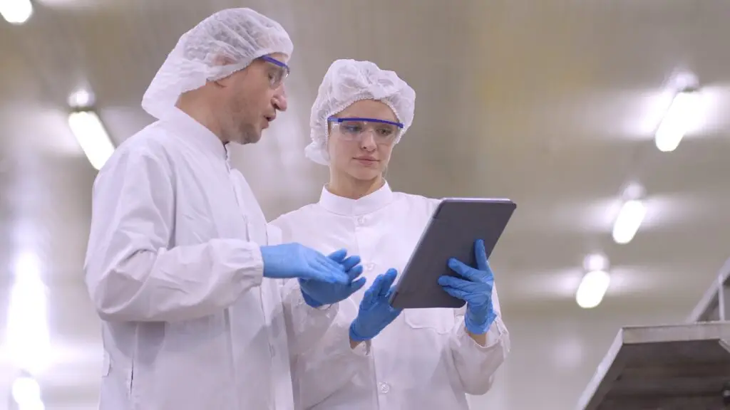 FSMA: fabricación segura de alimentos; Nulogy: calidad y cumplimiento normativo